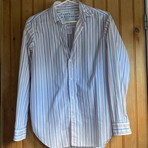 Frank & Eileen Women’s Button-Up Shirt